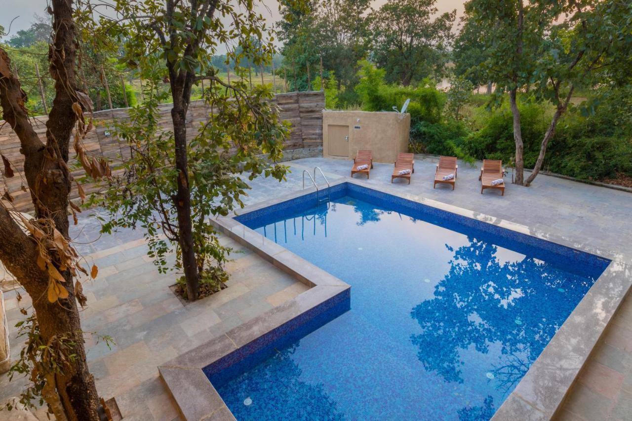 Hotel Sterling Padam Pench Khawāsa Exterior foto